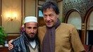 خان نے سوات میں کمر تک اونچی برف کا مقابلہ کرتے ہوئے پولیو کے قطرے پلانے والے کارکنوں کی عزت افزائی کی