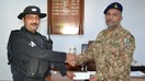 کے پی کے بم ناکارہ بنانے والا ’ٹائیگر‘ دہشتگردی کے خلاف لڑائی کی دو دہائیاں پوری ہونے کی خوشی منا رہا ہے