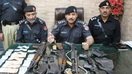 د خېبرپښتونخوا پولیسو د نشه يي توکو او د بهتې اخيستونکو د ډلو په وړاندې کمپاین پيل کړ