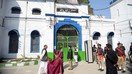په تصويرونو کې: د پېښور جیل کې چې د قیدیانو شمېر په کې ډېر دی نوې ودانۍ جوړیږي