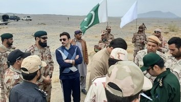 Iranian regime gives militants free rein to cross into Pakistan, officials say